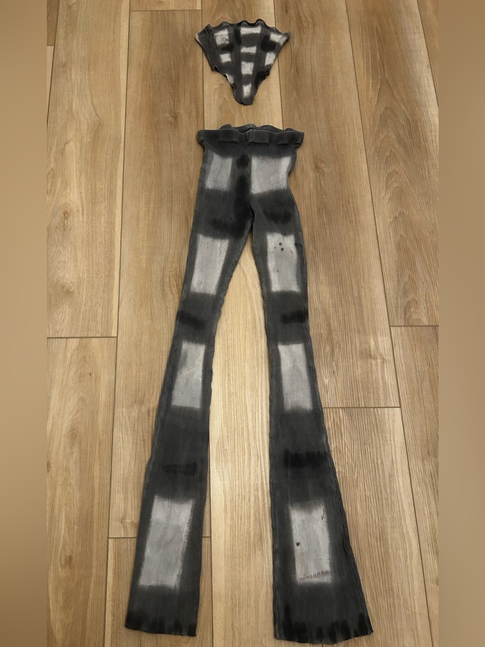 Fashion Nova FashTie-Dye Ruffled Waist Flare Pants and crop top (2 piece)